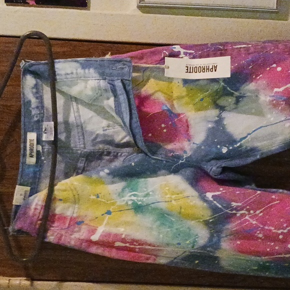 Jeans - Picture 2 of 3